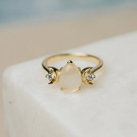 Lunar Reflections Moonstone Ring