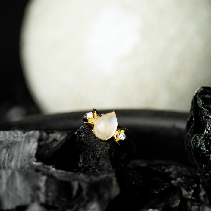 Lunar Reflections Moonstone Ring