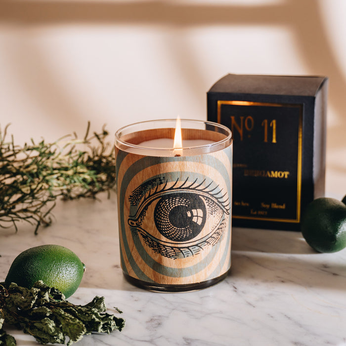 Wood Candle No. 11 Bergamot