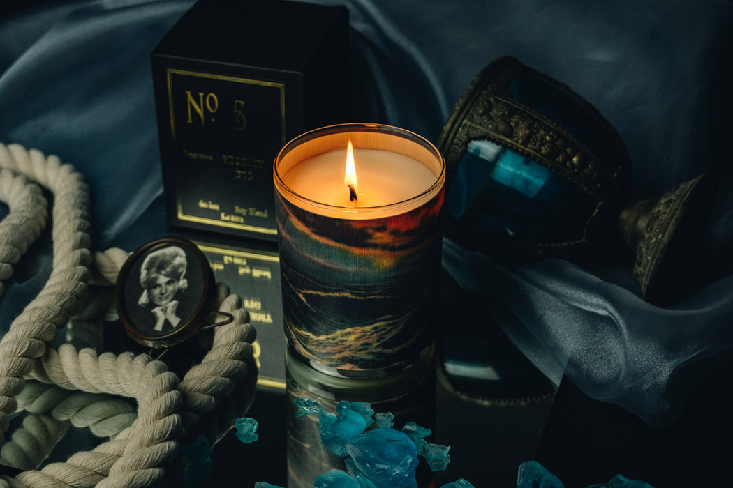 Wood Candle No. 5 Stormy Black Fig