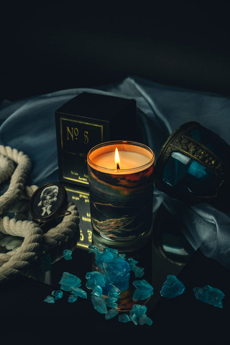 Wood Candle No. 5 Stormy Black Fig