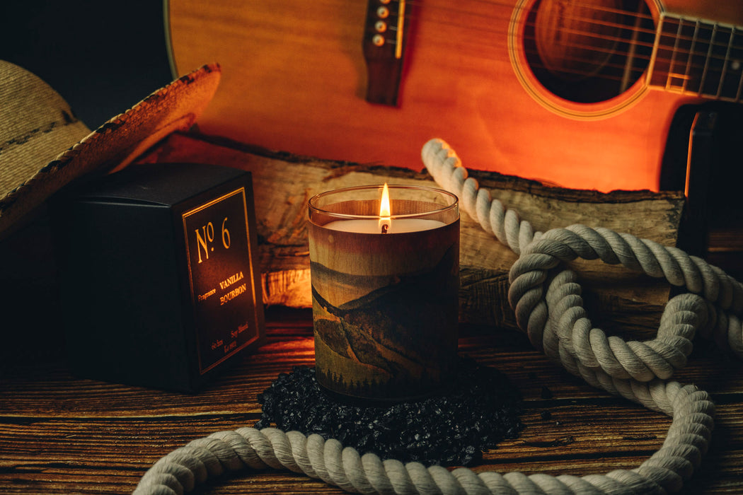 Wood Candle No. 6 Vanilla Bourbon Amber